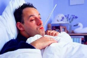 Ang talamak na yugto ng prostatitis ay nagpapakita ng sarili na may mataas na temperatura ng katawan
